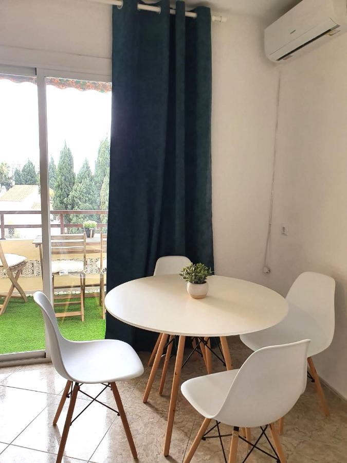 Apartamento Tropical Con Piscina Cerca De La Playa Torremolinos Exteriör bild
