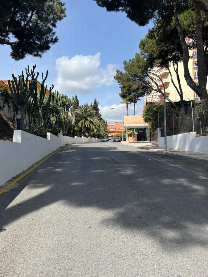 Apartamento Tropical Con Piscina Cerca De La Playa Torremolinos Exteriör bild